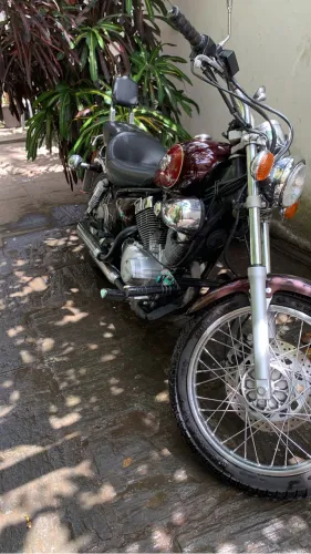 Vende-se yamaha virago 250 