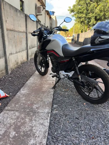 Vendo titan 160 2023