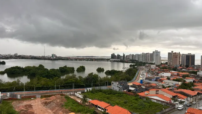 Alugo lindo apartamento na ponta d?areia 