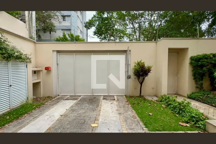 Casa à Venda - Vila Madalena, 4 Quartos, 360 m2