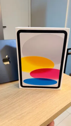 iPad 11 ? 256GB