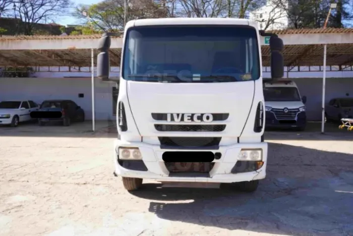 MATIPÓ/MG - Caminhão Iveco Tector 170E21, 2017/2018, DIESEL | Cód do leilão: 07555/LOTE 00