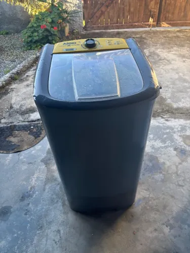 Tanquinho seminovo
