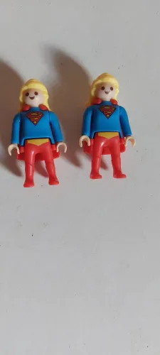 Super girl kinder ovo 