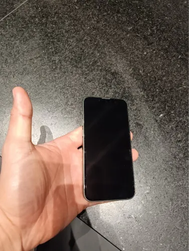 iPhone 13 mini