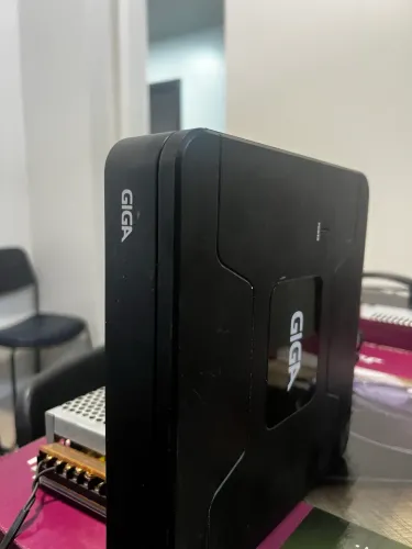 DVR 4 CÂMERAS GIGA