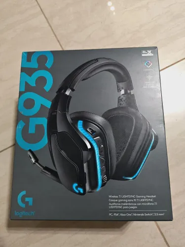Fone logitech g935 gamer usado bom estado vai com espuma reserva 550.00