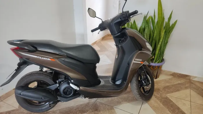 YAMAHA FLUO 125 ABS (2025)