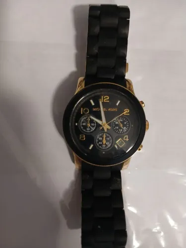 Relógio Michael Kors feminino preto e dourado
