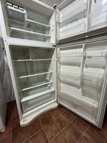 Geladeira frosfree Electrolux 553 litros