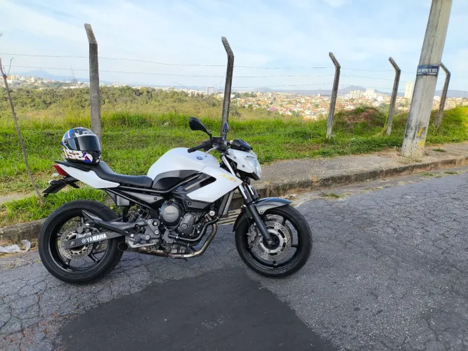XJ6 N branca