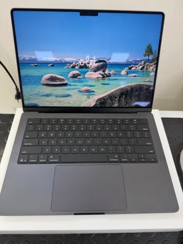 MacBook Pro de 14? Preto chip M5 com Nota fiscal
