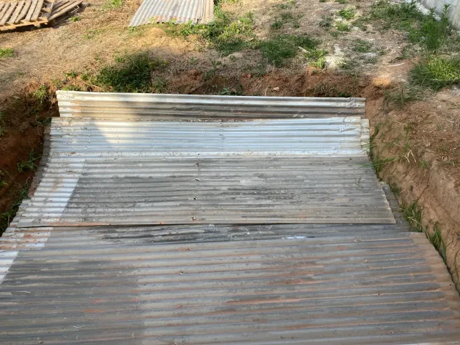 25 Telhas Galvanizadas Onduladas 4,0 m x 1,10 m