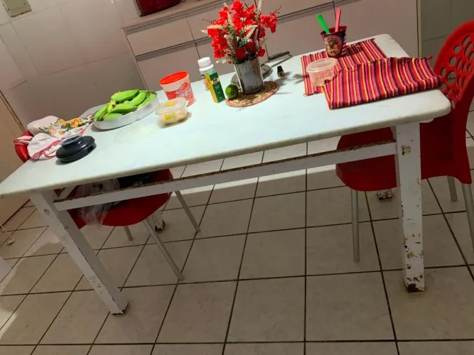Mesa de mármore 