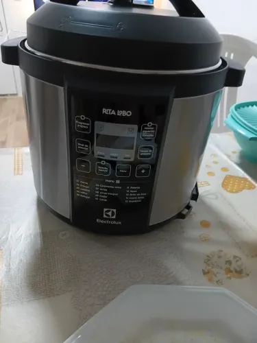 Panela de pressão Rita LoBo