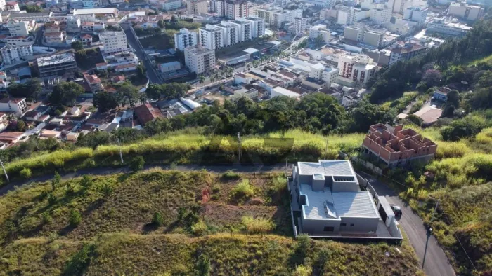 Terreno | 590m² | Condomínio Fechado | Costa do Sol | em Serra Negra-SP