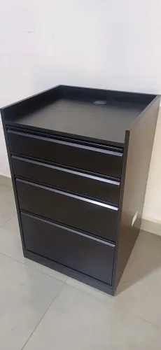 Gaveteiro preto para salão e barbearia