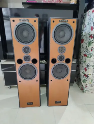Caixas de som Pioneer torre acústica