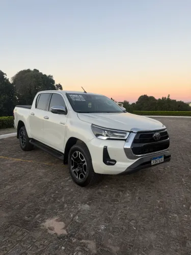 Toyota Hilux CD SRX 4X4 2.8 TDI 16V Diesel Aut. 2022