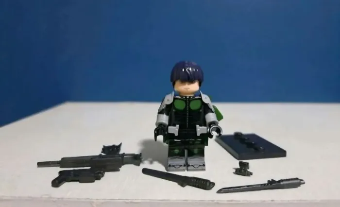 Lego Hoshina Soshiro + chaveiro Kaiju no 8