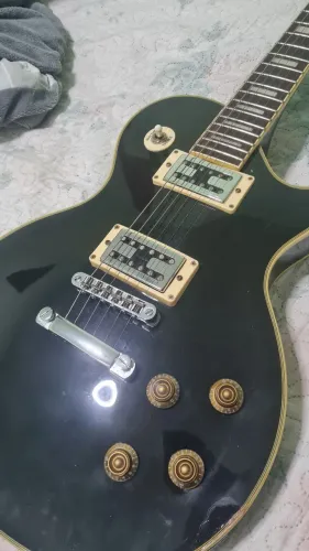 Guitarra Golden Les Paul