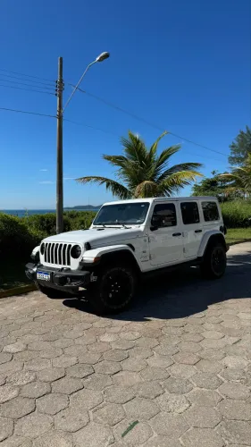 Jeep Wrangler Unlimited Sahara 2.0 TB 4P AUT 2022