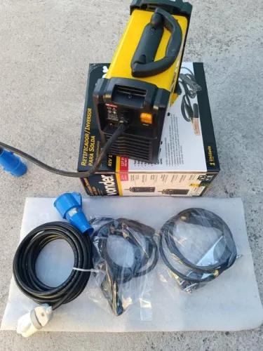 MAQUINA DE SOLDA + DIVERSOS ACESSORIOS