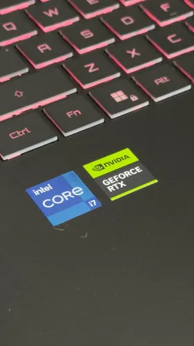 Notebook Gamer Intel i7 3gen e RTX 5060