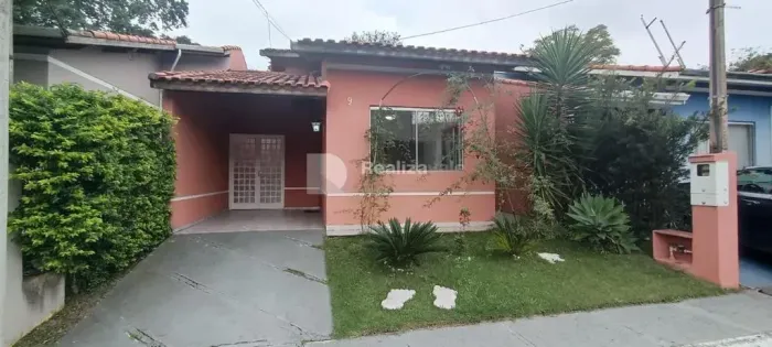 Casa em Condomínio Fechado | 104m² | Suíte | Planejados | Pronta para Morar