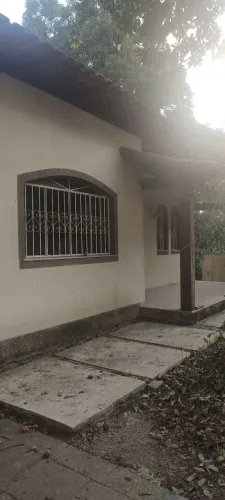 Casa de dois quartos do centro de Itaboraí