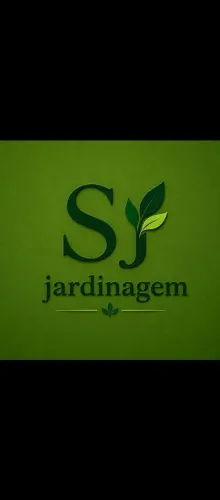limpeza de lote a manutenção em jardim 