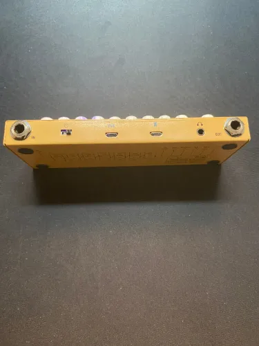 PEDAL MULTIEFEITOS CUVAVE CUBE BABY AC - PARA VIOLÃO ACÚSTICO