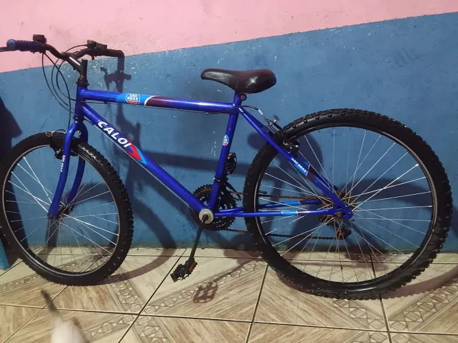 Bicicleta Caloi Aspen aro , 26 semi nova faço entrega grátis 