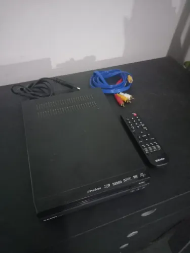 DVD player Semp Toshiba tamanho pequeno