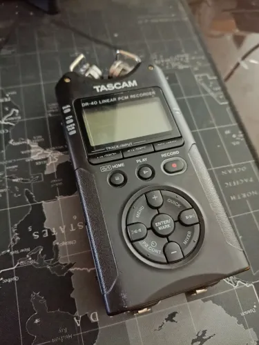 Gravador Digital Profissional Tascam DR-40 - Perfeito Estado