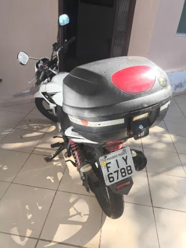 Vendo moto Yamaha fazer