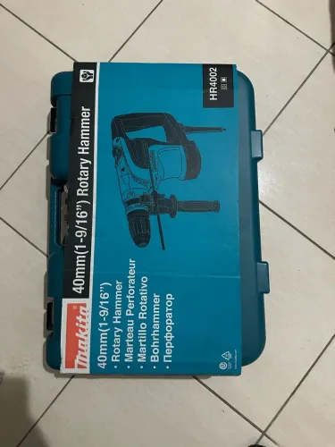 Martelete Makita (40mm(1-9/16") Rotary Hammer HR4002)