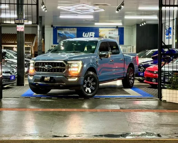 Ford F-150 Platinum 4X4 5.0 V8 2023