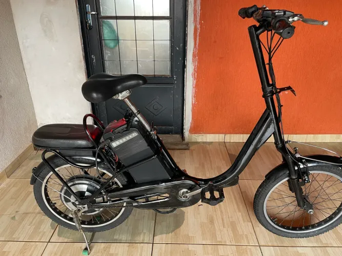 Bicicleta elétrica