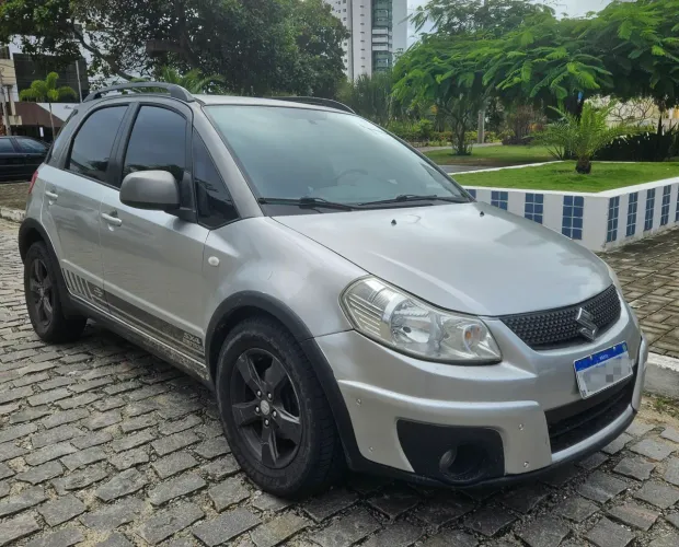 Suzuki SX4 2.0 16V 145cv 4WD 5P Aut. 2011