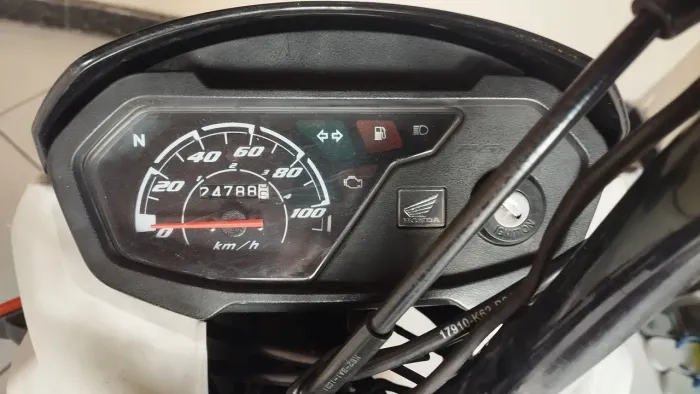Moto pop 110 ,Ano 2021/2022 Quitada valor:9.500