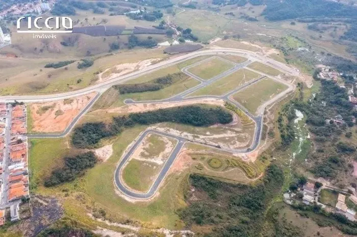 Terreno à venda no Recanto da Baronesa em SJC com 751,00 m2 de terreno Quadra D - Esquina