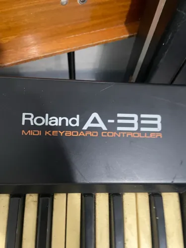 Controlador Roland A33