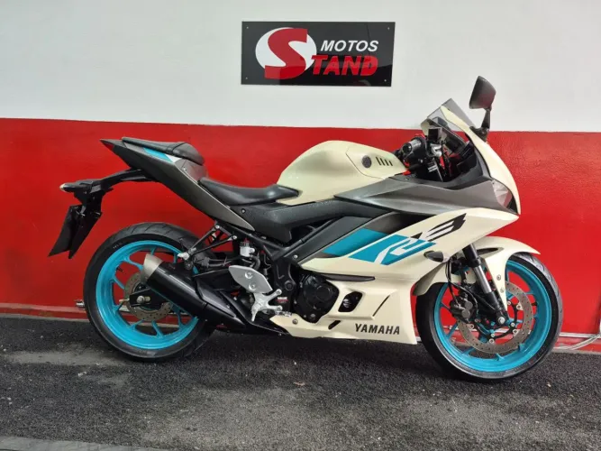 Yamaha YZF R3 300 cc