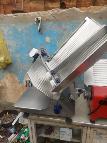 Cortador de Frios automatico