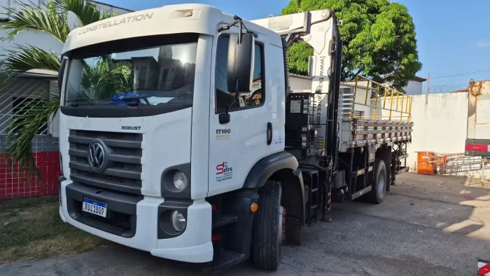 Vendo caminhão munck TKA 22.700 com controle remoto