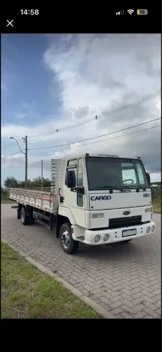 Ford cargo 815 2011