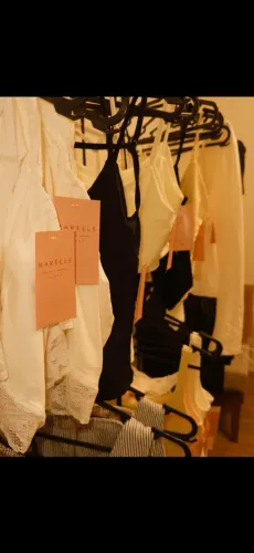 Lote de roupas