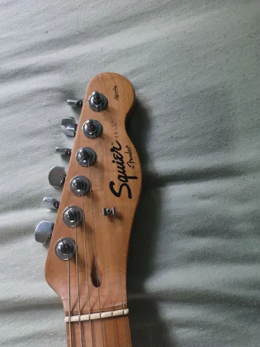 Guitarra Squier tele