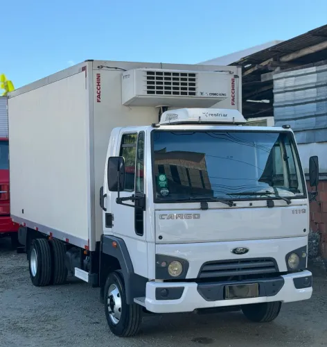 Ford Cargo 1119 Único dono 2015 Termo king 